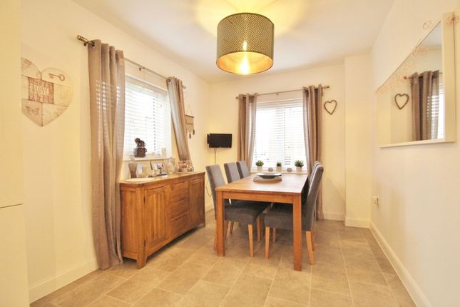 2 Aster Close, Didcot photo 4