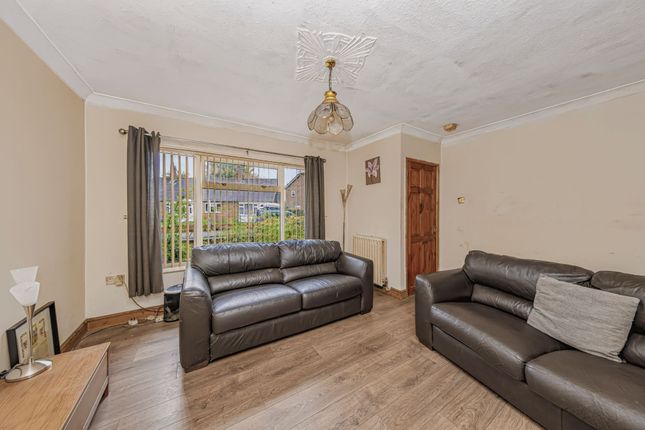 18 Haslemere Avenue, Stoke-On-Trent photo 4