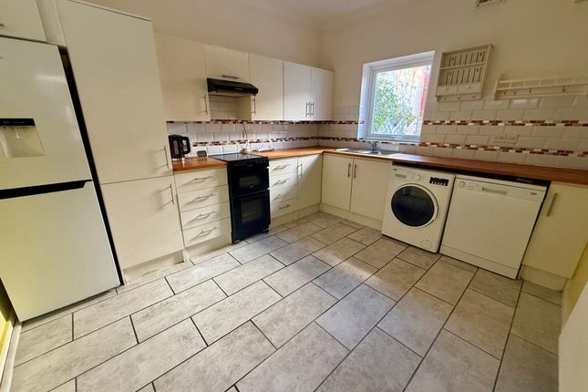 35 Charlotte Street, Folkestone photo 3