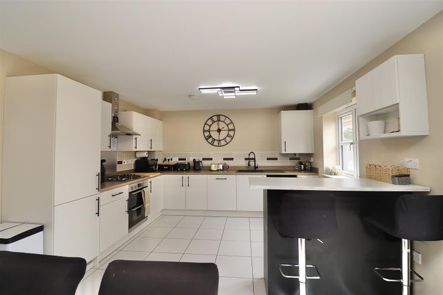 7, Peathorn Street, Pocklington photo 4