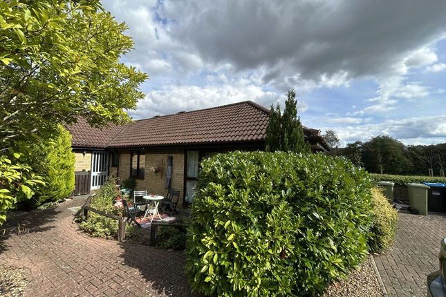 Tweed Drive, Bletchley photo 2
