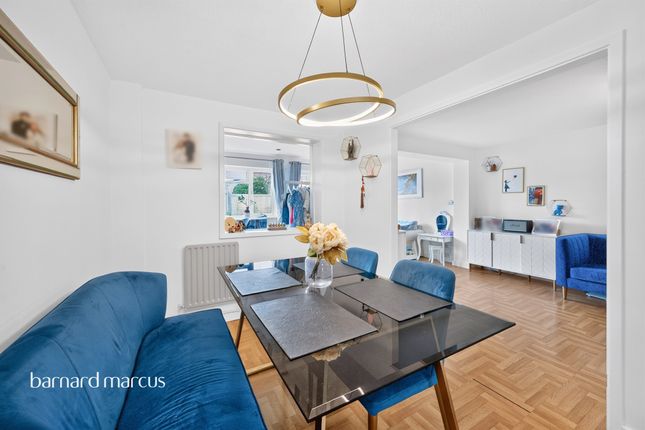 32, Britannia Road, Surbiton photo 2