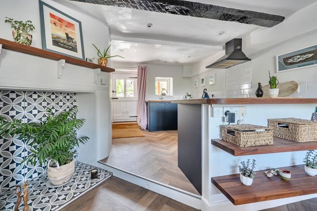 Wistaria Cottage, High Street, Sidmouth photo 4
