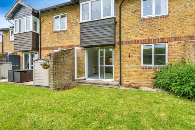 Flat 6, Oakland Court,, Nyetimber Lane, West Sussex photo 2