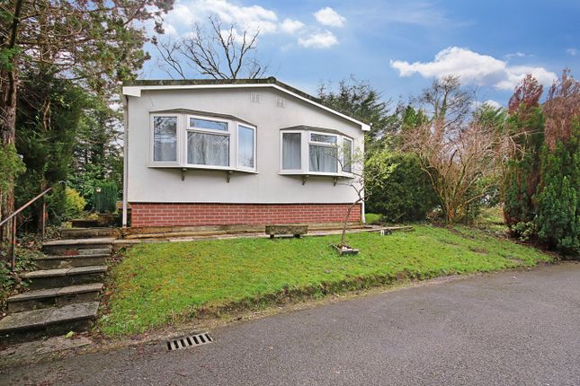 Mobile/park home for sale in Turners Hill Park, Turners Hill