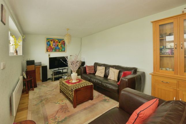 1, Woodland Way, Romney Marsh photo 2