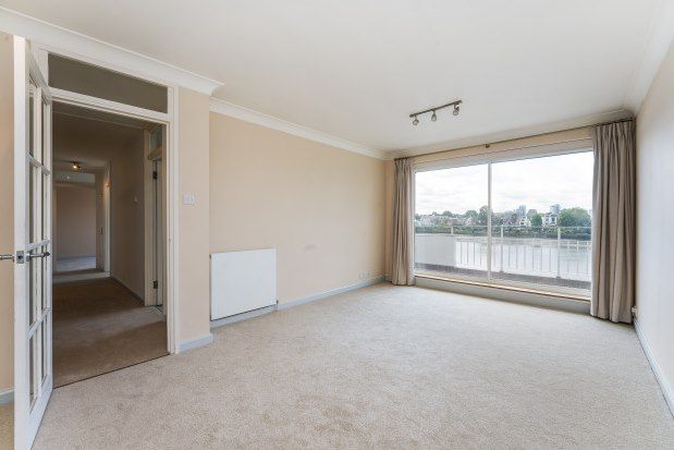 Thumbnail Flat to rent in Ranelagh Gardens, London