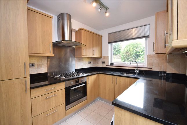3, Summerhill Place, West Yorkshire photo 2