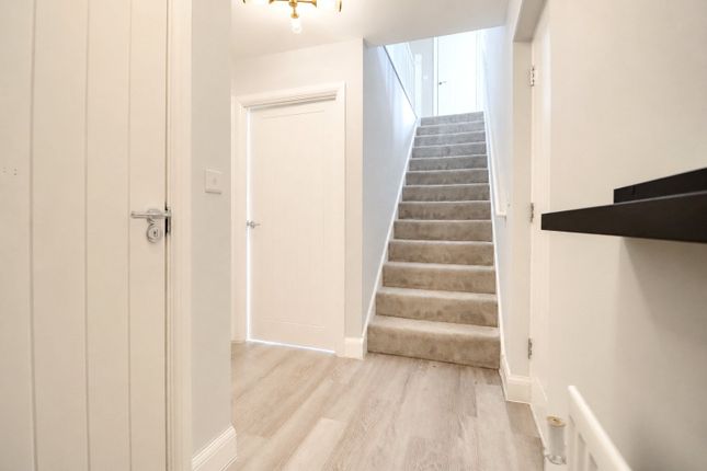 7 Crofts Way, Northam Bideford Devon photo 4