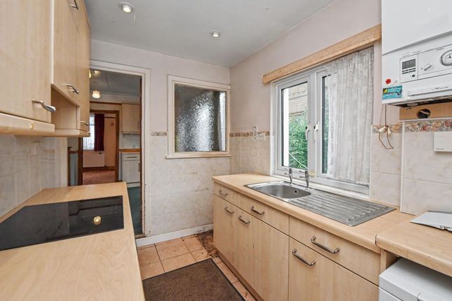 21, Elm Road, Benfleet photo 3