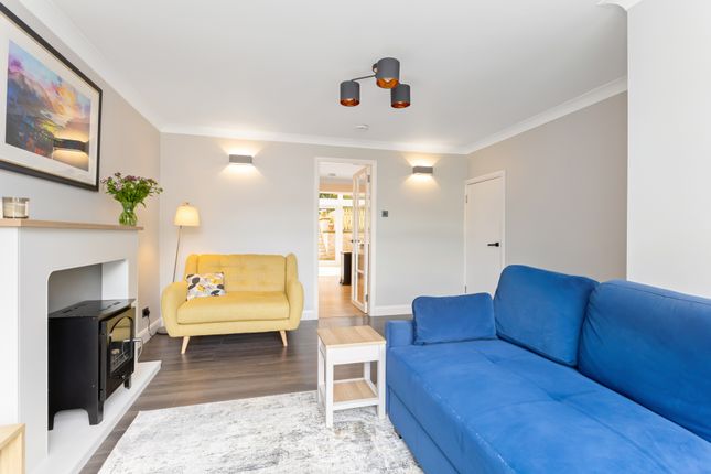 3, Hallcroft Gardens, Ratho, Newbridge photo 2