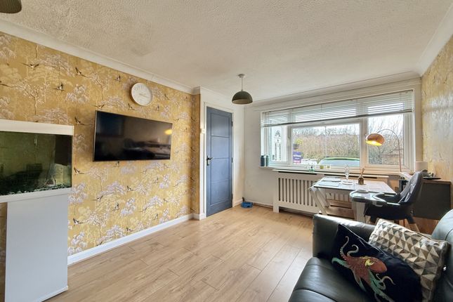 33, Moorland Way, Exeter photo 3