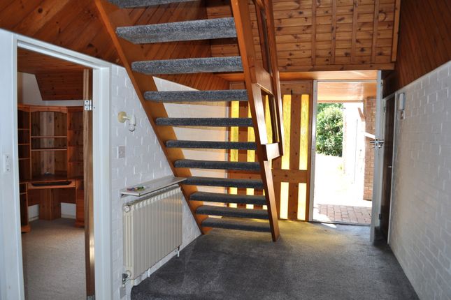 8, Northway, Swansea photo 2