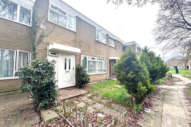 Terraced house to rent in Caswell Close, Farnborough