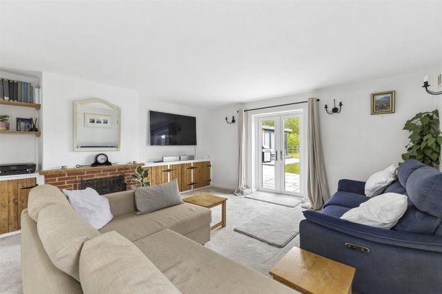 1, Cherry Tree Cottage, Pamber Green photo 4