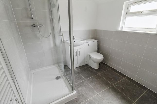 Flat 2, 26, Forest Road West, Nottingham photo 2