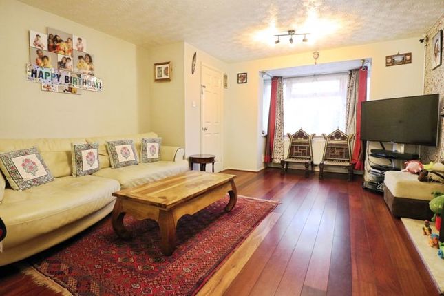 10, Southwold Spur, Slough photo 4