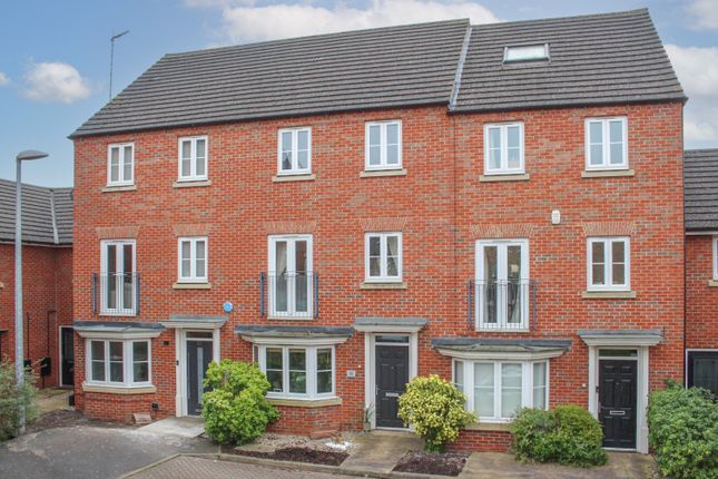 Terraced house for sale in Kingfisher Drive, Leighton Buzzard