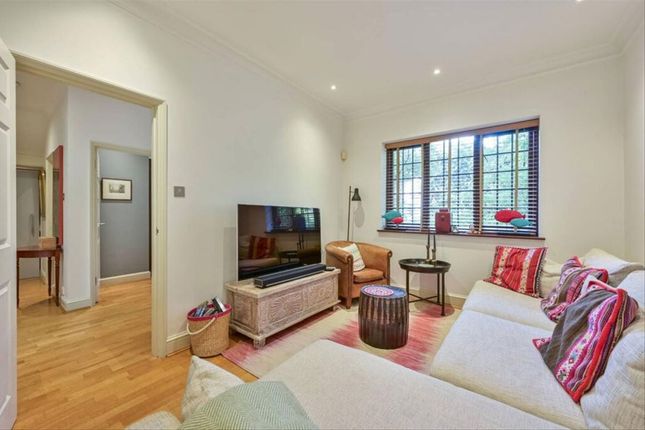 Arthur Road, London photo 2