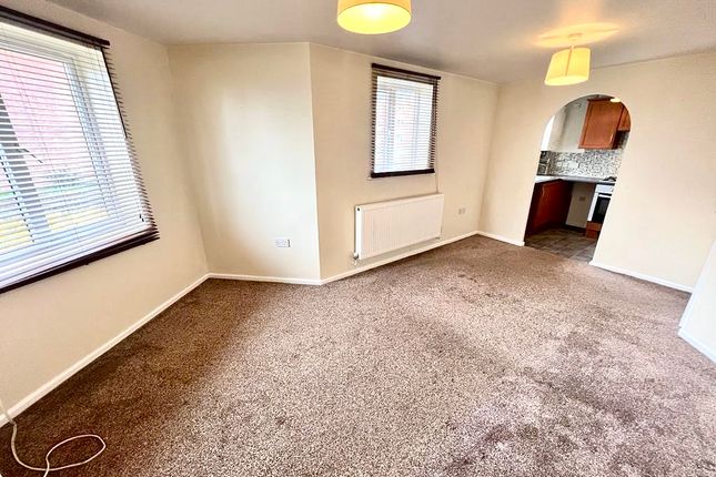 3, Potters Brook, Tipton photo 2