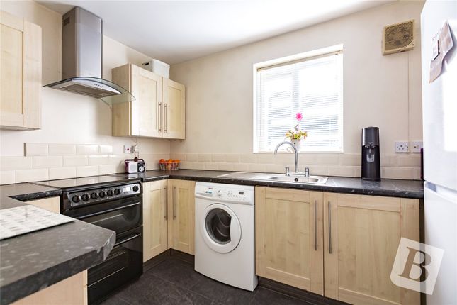 122, Waterville Drive, Basildon photo 3