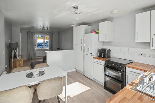 110a, Thorpe Road, West Yorkshire photo 4