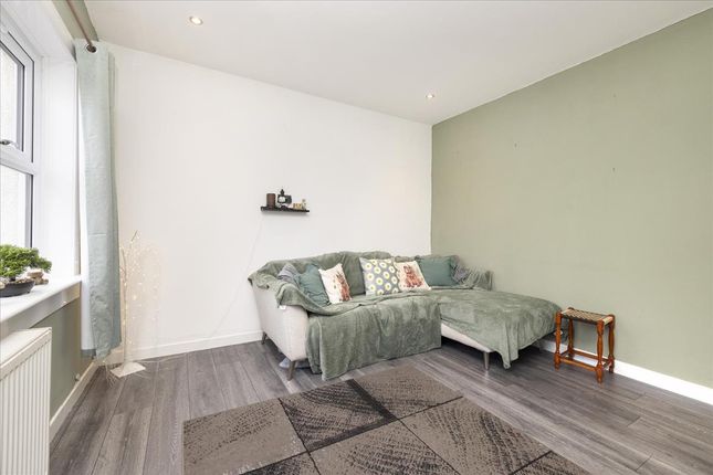 28 Newtoft Street, Edinburgh photo 3