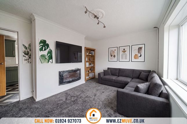 111 Smithy Parade, Dewsbury photo 3