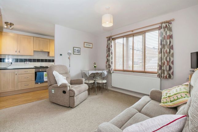 Semi-detached house for sale in Lambourne Road, West End, Southampton