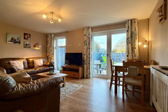 12, Rotherwas Close, Hereford photo 4