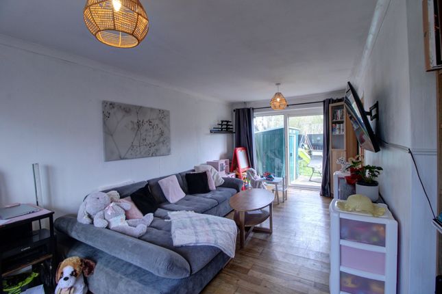 54, Darby Crescent, Ebbw Vale photo 2