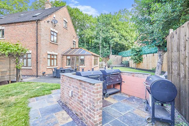 15, Court Farm Lane, Burton-on-Trent photo 2
