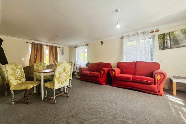 17A,, Ray Mill Road West, Berkshire photo 2