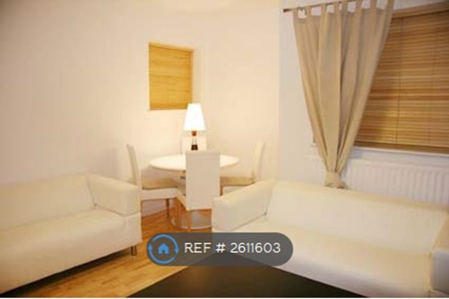 Lounge 001