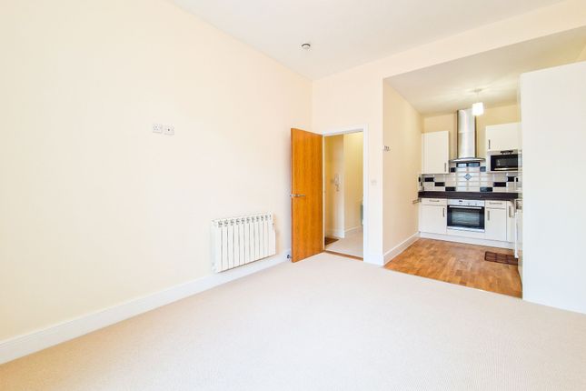 Flat 2, Sundowne Apt Raleigh Avenue, Jersey photo 2