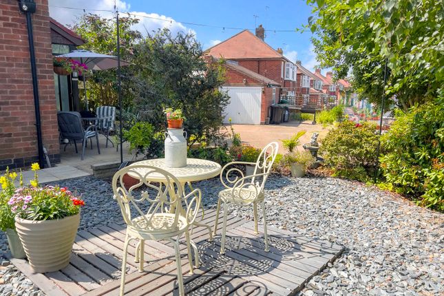 1, Weston Close, Sutton in Ashfield photo 2