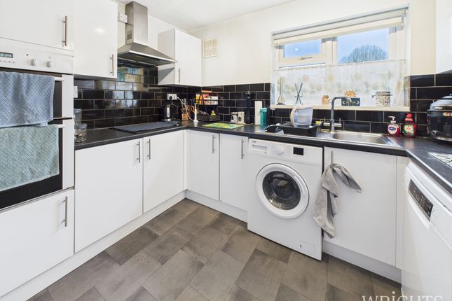 97, HARWOOD HILL, WELWYN GARDEN CITY photo 2