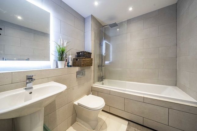 Broadwater Road, London photo 4