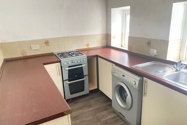 19, Dover Street, Lower Darwen photo 3