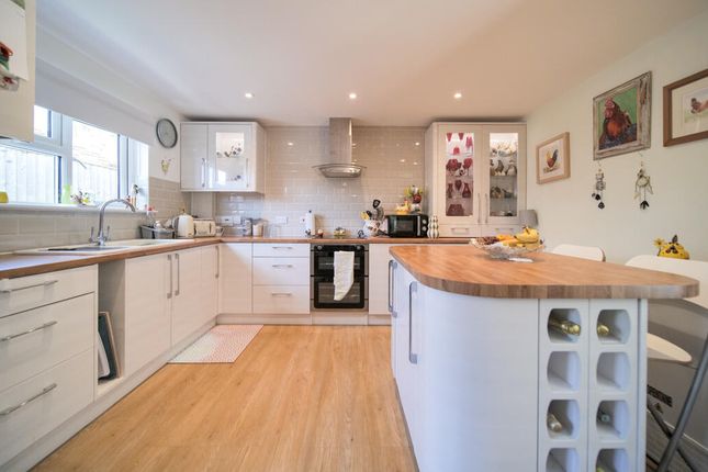 2, Frane Lea Park, Melksham photo 2