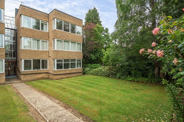 1-bed flat on Flat 7, Meopham Court, 23, Beckenham Grove, Bromley, £260,000