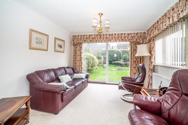 5, Bartel Close, Leverstock Green photo 2
