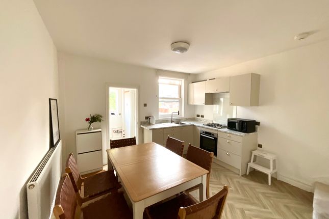 15, Harcourt Terrace, Nottingham photo 2