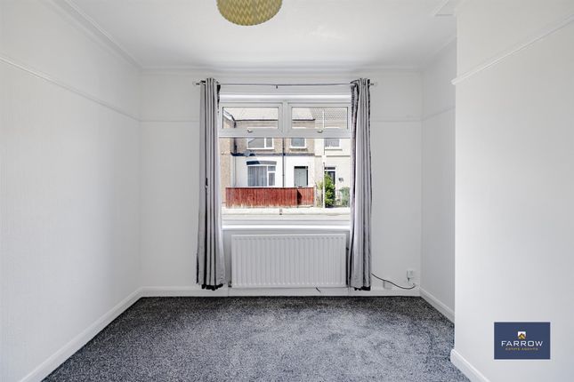 79, Henry Street, Grimsby photo 3
