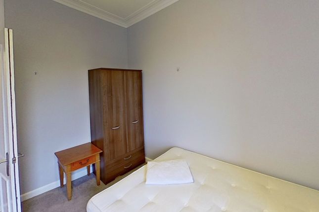 Flat 3F1, 20, Cathcart Place, Edinburgh photo 5