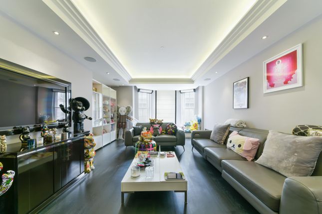 Thumbnail Flat for sale in Chantrey House, Eccleston Street, London, UK