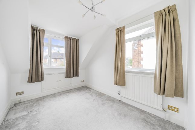 Flat to rent in Orchard Rise, Coombe, Kingston Upon Thames