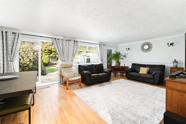 Kingston Road, Surrey photo 2