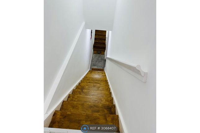 Burton Place, Burton-On-Trent photo 5