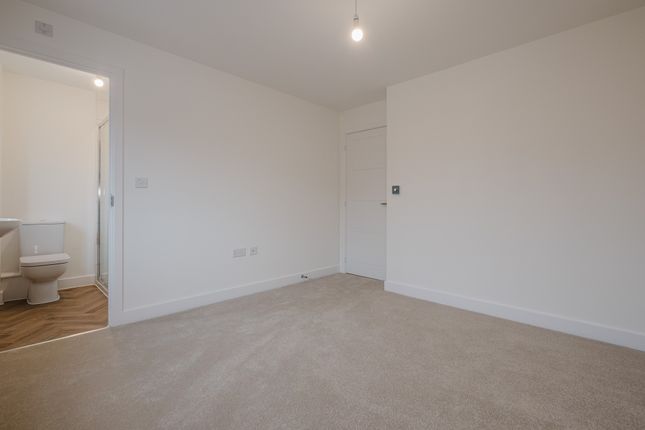 8 popley drive - mountford, Leaf Living at Wilton Gate, Netherhampton SP2, Netherhampton photo 4